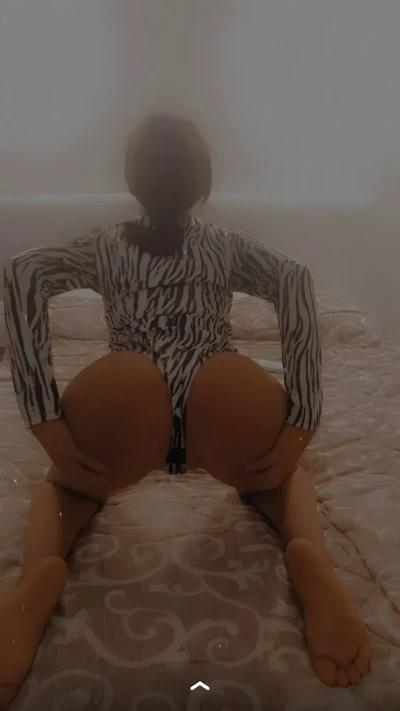Simona  escort advert gallery image 3