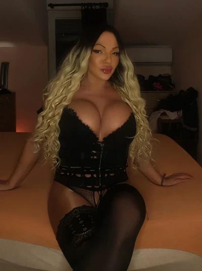sarats escort advert gallery image 4